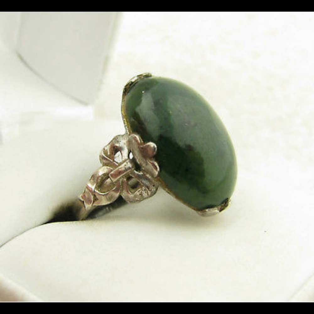 Vintage Art Deco Clark & Coombs Jade Ring